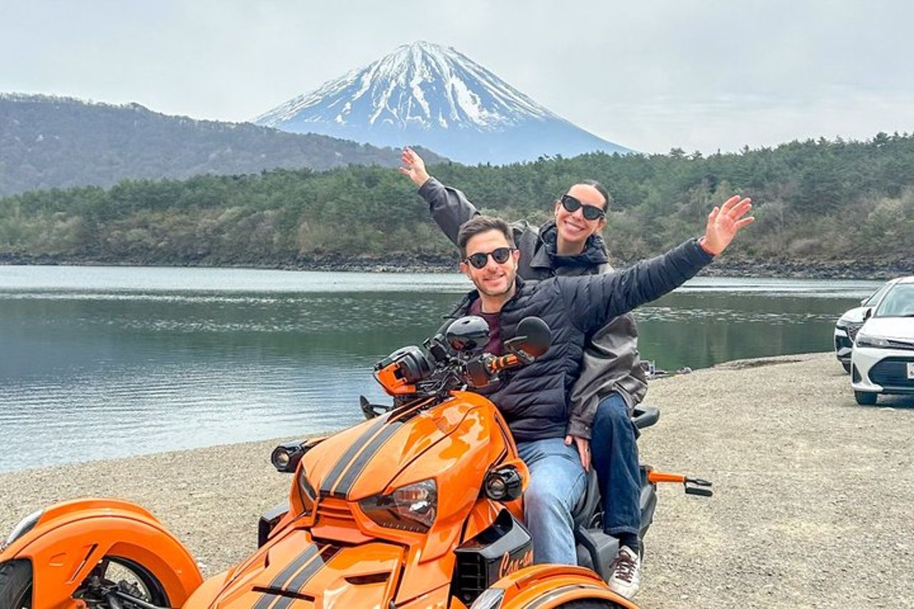 Tour panoramico di 2 ore sul Monte Fuji nel lago Kawaguchiko — 8