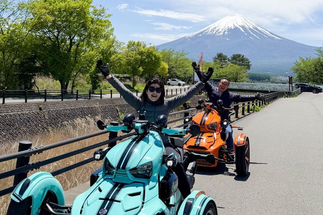 Tour panoramico di 2 ore sul Monte Fuji nel lago Kawaguchiko — 6