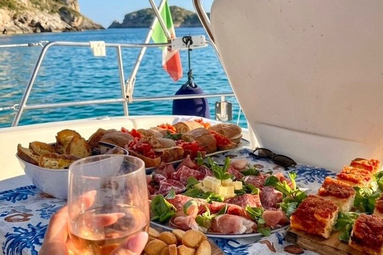 Crociera in Barca a Vela nella Riserva dello Zingaro con Pranzo — 9