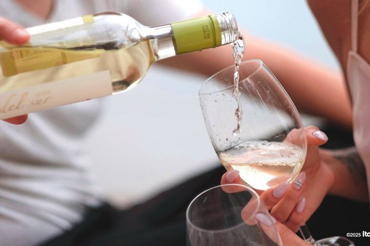 Tour privato: tour a piedi di Trani con degustazione di vini Moscato